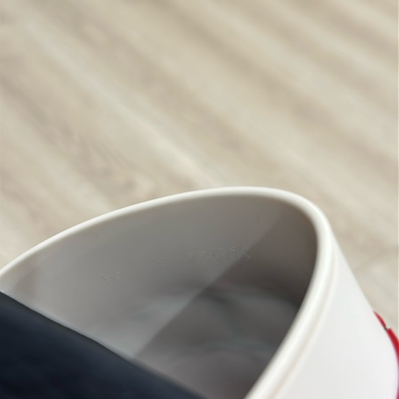 Gucci Slide Sandals - Picture 16 of 16